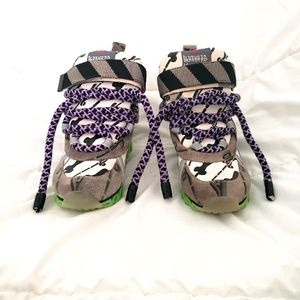 Camper Together Bernhard WILLHELM Himalayan